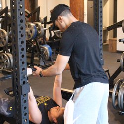 Lift Chicago - Gain strength.