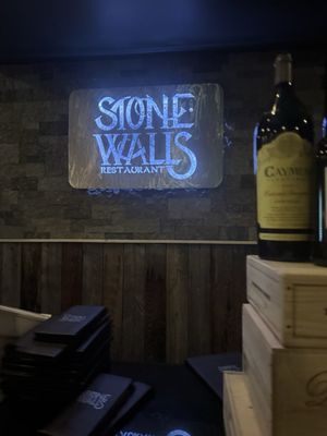 Stonewalls Restaurant by null