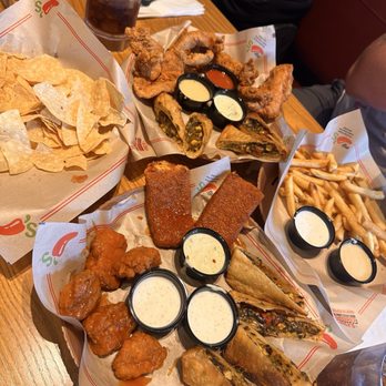 Chili's - Triple Dipper, Chips & Salsa - American Near Me - San Bruno, California