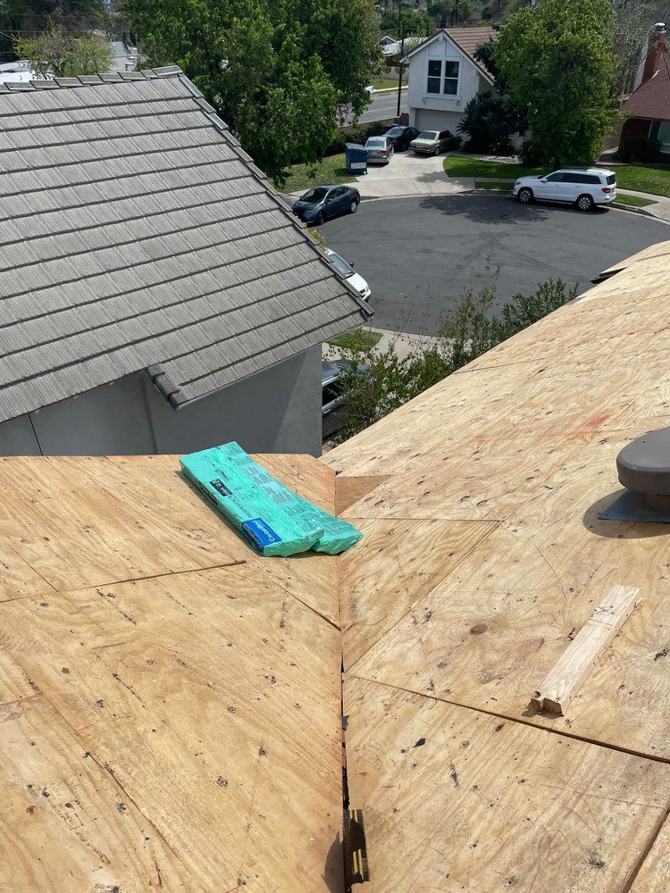 Slide of A1 American Roofing