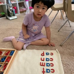 Jiji’s Home Montessori School - Learning 3 letter words Phonetically