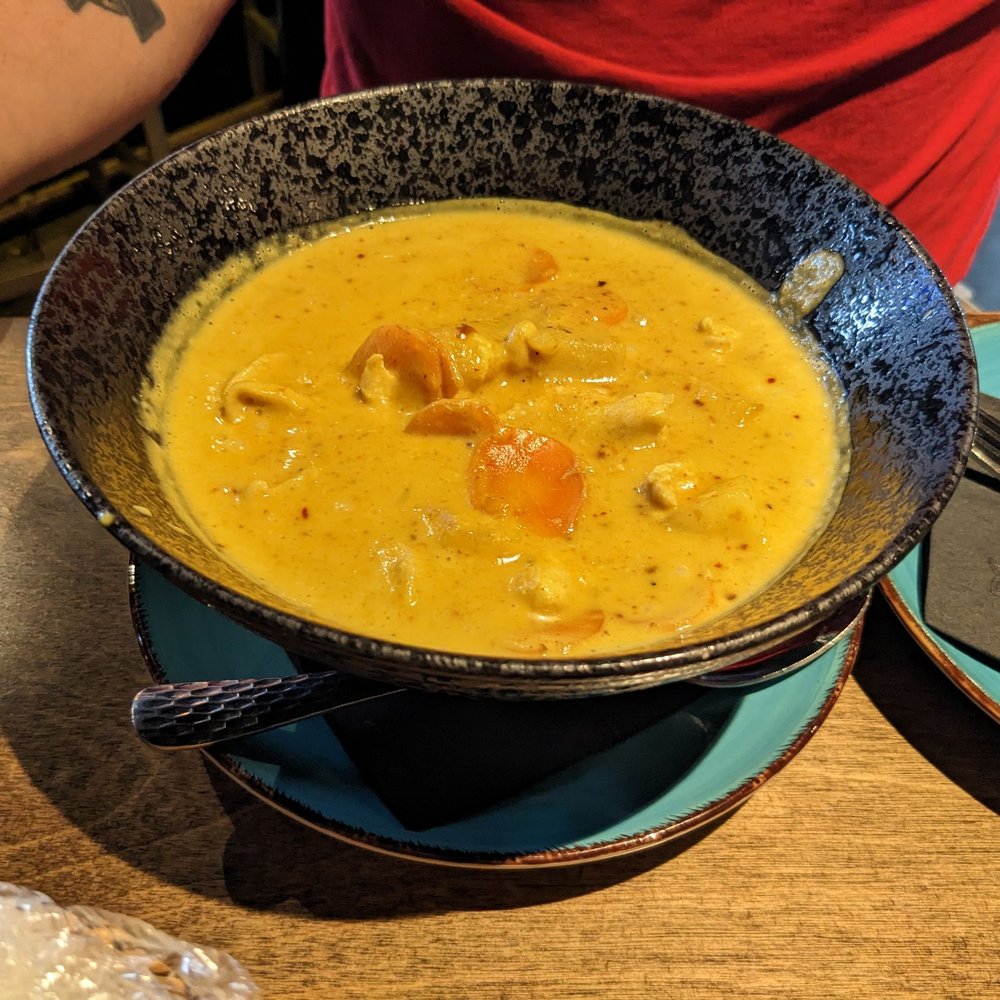Boran Royal Thai Cuisine - Yellow curry with chicken - Thai Near Me - Ruston, Washington