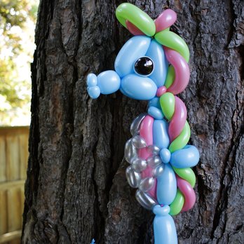 Tutti - Seahorse friend - Face Painting Near Me