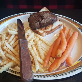 Trappers Mountain Grill - Steak "sandwich" - American Near Me - Division No. 3, Alberta Trappers Mountain Grill - Steak "sandwich" - American Near Me - Division No. 3, Alberta