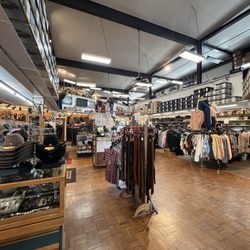 Golden Gate Western Wear - Love this store - they're so nice!