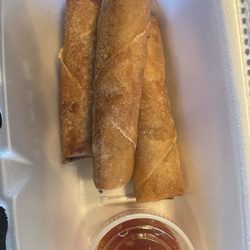 Hello Pho - Fried egg rolls, very good!