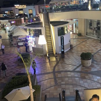 Parque Arauco - Outdoor area of the mall - Shopping Centers Near Me - Santiago, RM