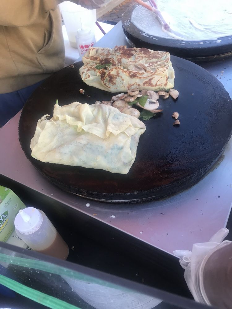 Magic Crepes Logo