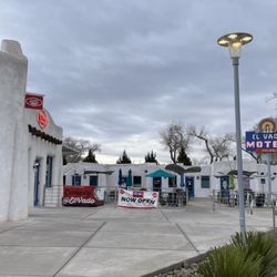 El Vado Motel
