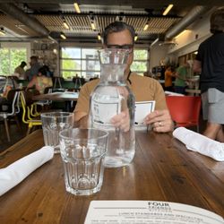 Four Friends Kitchen - Lively vibes here, hope the food's just as good!