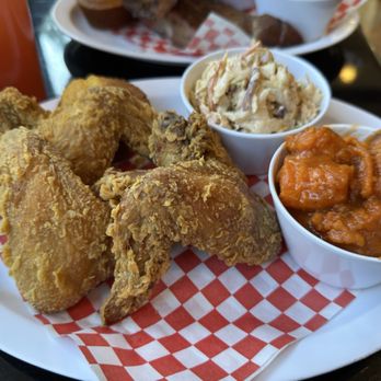 Jackie's Place - Crunchy on the outside, juicy on the inside. Delicious fried chicken - Soul Food Near Me - San Jose, California Jackie's Place - Crunchy on the outside, juicy on the inside. Delicious fried chicken - Soul Food Near Me - San Jose, California