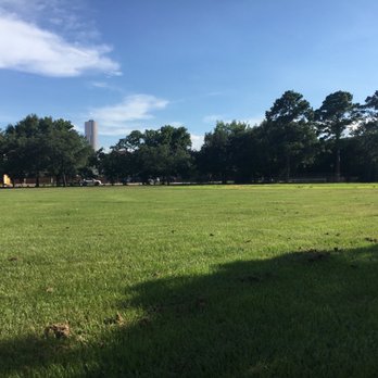 Tanglewood Park - Dog Parks Near Me - Houston, Texas
