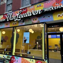 Van Leeuwen Ice Cream - Chelsea - Outside of the store