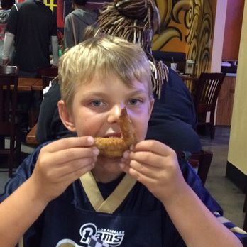 Darrow's New Orleans Grill - Fried wings- happy customer! - Cajun/Creole Near Me - Carson, California