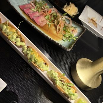 Kaviar Restaurants - Pasadena - Wagyu Tacos / Summer Hamachi - Sushi Bars Near Me - Pasadena, California Kaviar Restaurants - Pasadena - Wagyu Tacos / Summer Hamachi - Sushi Bars Near Me - Pasadena, California