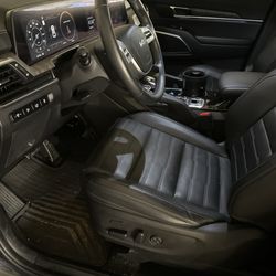 Quirk Kia Manchester - The seat is not moveable until another Kia service center can complete the repair.