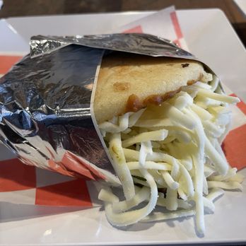 Don Tequeño y Doña Arepa - Venezuelan Near Me - Boston, Massachusetts