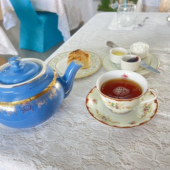 The Kraken's Cup - Bwana grey tea, scone, lemon curd, jam, and mock clotted cream - Tea Rooms Near Me - Knoxville, Tennessee