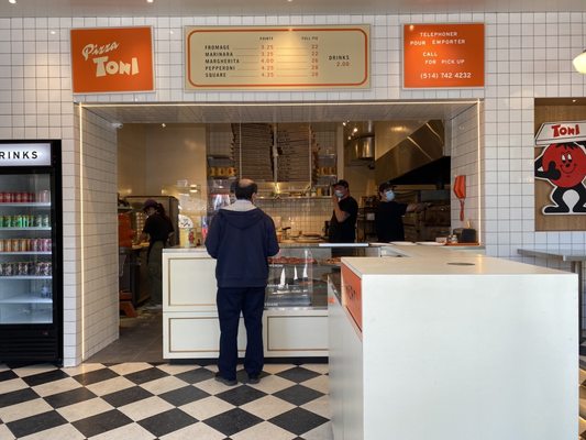 Pizza Toni - Saint Viateur by null