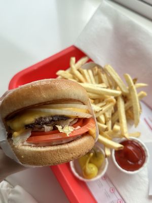 In-N-Out Burger by null