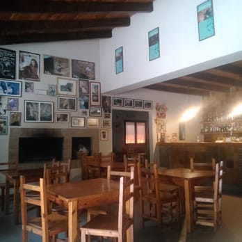 El Puente - Zona de mesas del restaurante-bar - Campgrounds Near Me - Bierge, HU