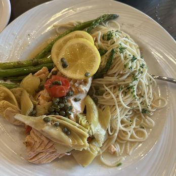 Valentino’s Pasta and Wine - Salmon al Limone - Italian Near Me - Ottawa, Illinois Valentino’s Pasta and Wine - Salmon al Limone - Italian Near Me - Ottawa, Illinois