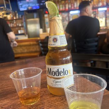 Kahuna Bar & Grill - American Near Me - Deerfield Beach, Florida