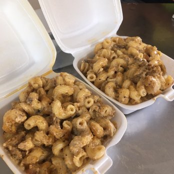 Murl's Kitchen - Jerk mac and cheese - Caribbean Near Me - Boston, Massachusetts