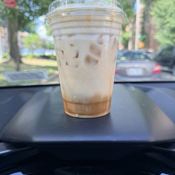 Rauda Cafe - Coffee & Tea Near Me - Queens, New York Rauda Cafe - Coffee & Tea Near Me - Queens, New York