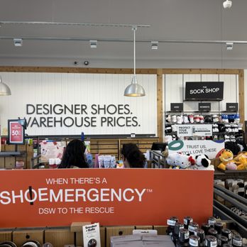 DSW - Shoe Stores Near Me - Mount Prospect, Illinois DSW - Shoe Stores Near Me - Mount Prospect, Illinois