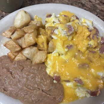 Eddie's Taco House - Weenies and egg plate - Tacos Near Me - San Antonio, Texas