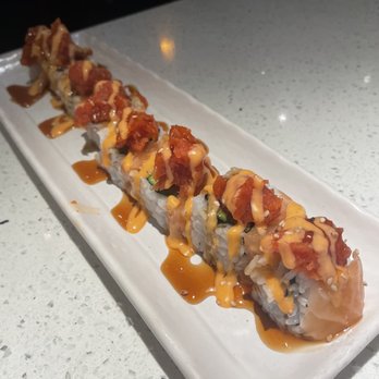 Addison Sushi 469 - 21. Amazon Roll - Sushi Bars Near Me - Addison, Texas