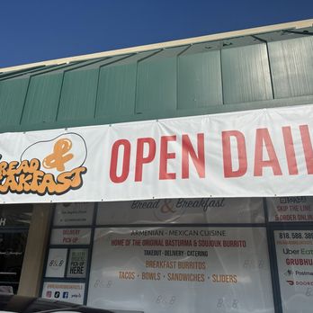 Bread & Breakfast - Burbank - Outside - Breakfast & Brunch Near Me - Burbank, California