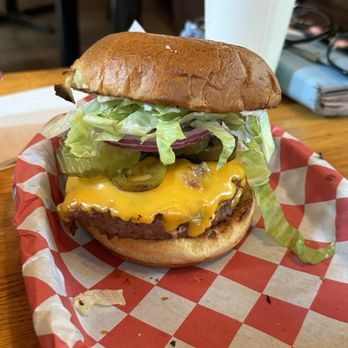 Russian River Pub - Build Your Own Burger (Beyond Patty, jalapeños, pickles, onions, lettuce , and American cheese) - American Near Me - Forestville, California
