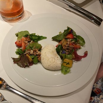 Artisanal Restaurant - Burrata and strawberries salad - New American Near Me - Banner Elk, North Carolina Artisanal Restaurant - Burrata and strawberries salad - New American Near Me - Banner Elk, North Carolina