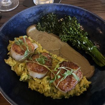 The Silver King Coastal Kitchen - Roasted Scallops - New American Near Me - Fort Myers, Florida