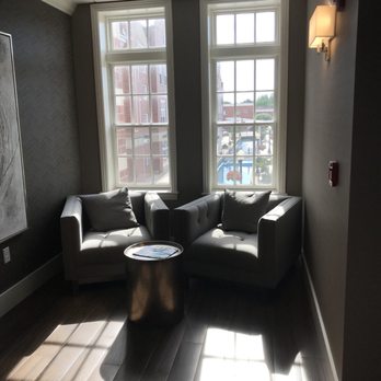 The Amsterdam Hotel - Sitting area by the elevator - Hotels Near Me - Pella, Iowa