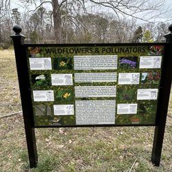 Shoal Creek Park - Beautiful and informative signs that bigger parks don't have