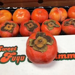 Nguyen Phat Oriental Store - Fresh and ripe persimmons!