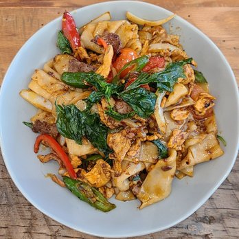 Sisters Thai - Drunken Noodles (Combo- Beef, Chicken & Pork) - Thai Near Me - Alexandria, Virginia Sisters Thai - Drunken Noodles (Combo- Beef, Chicken & Pork) - Thai Near Me - Alexandria, Virginia