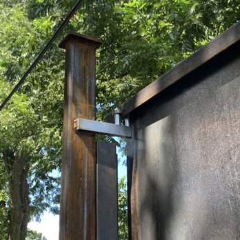 Seco Fence - Modern sliding gate hardware - Fences & Gates Near Me Seco Fence - Modern sliding gate hardware - Fences & Gates Near Me