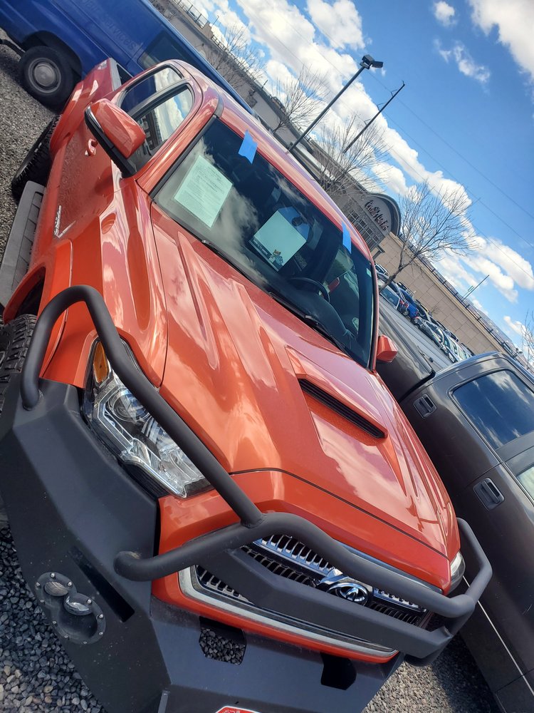 EASY GLASS Updated September 2024 201 S 15th St, Grand Junction, Colorado Windshield