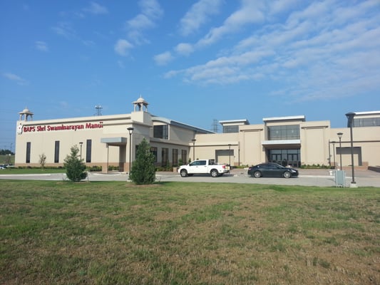 BAPS Shri Swaminarayan Mandir, Irving by null