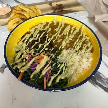 Earthy Picks - chicks in a curry - Vegan Near Me - Orlando, Florida Earthy Picks - chicks in a curry - Vegan Near Me - Orlando, Florida
