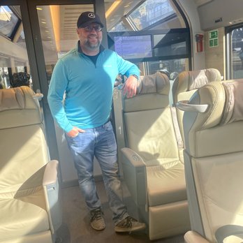 GoldenPass Line - The Prestige Car - Landmarks & Historical Buildings Near Me - Montreux, VD