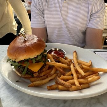 The Henry - All-American Burger* - Coffee & Tea Near Me - Coronado, California