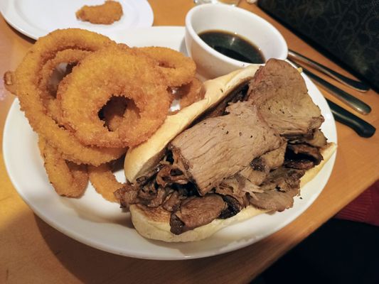 Twisted Tail Steakhouse & Saloon by null