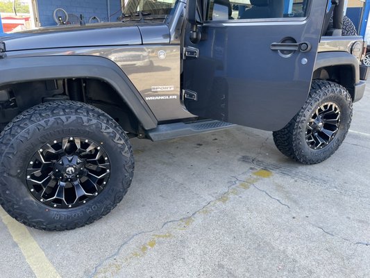 Cowboys Wheels & Tires