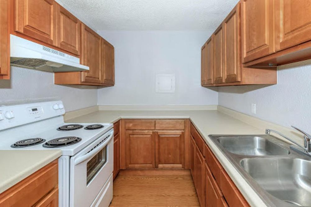 ELECTRA VILLAGE APARTMENTS Updated August 2024 100 S Prairie Cir