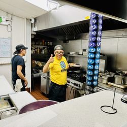 Zentli - Artist-Chef Alfonso (Piloto) in action